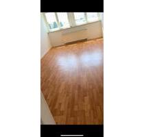 2 Zimmer Wohnung Harsewinkel - 680,00 EUR Kaltmiete, ca.  60,00 m² in Harsewinkel (PLZ: 33428)
