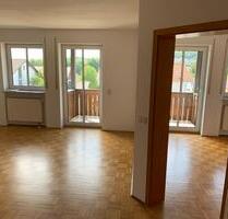Schöne 3 Zimmer Wohnung mit Balkon und EBK in Cham-Siechen