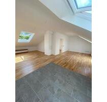 3 Zimmer Dachgeschosswohnung ab 1.7.25 Echtholz 2. Bezug - Östringen