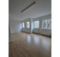 2 Zimmer Mietwohnung - 350,00 EUR Kaltmiete, in Plauen (PLZ: 08523)