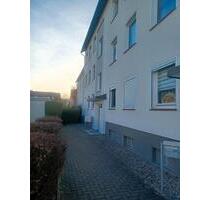 3 Zimmer Küche Bad +Balkon - 870,00&nbsp;EUR Kaltmiete, ca.&nbsp; 75,00&nbsp;m&sup2; in Hameln (PLZ: 31789) Kernstadt