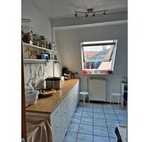 Nachmieter für helle zentrale 3 Zimmer DG Wohnung - Nürnberg Rabus