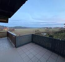 Großzügige 9,5 Zimmer Mietwohnung mit Doppelgarage und Garten - Loiching