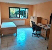 2 WG - Zimmer - 600,00 EUR Kaltmiete, in Rosbach vor der Höhe (PLZ: 61191)