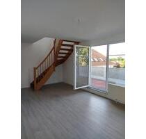 2-Zimmer Maisonette Wohnung mit Dachterrasse EBK und Aussenpool - Kaltenkirchen