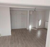 Renovierte 1-Zimmer DG-Wohnung im Herzen von Bad Camberg