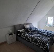 2,5 Zimmer 55m² Wohnung DG, kleine Wohnung in Nettelrede - Bad Münder am Deister