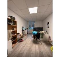 WG Zimmer in Bad Homburg - 695,00 EUR Kaltmiete, in Bad Homburg vor der Höhe (PLZ: 61348) Bad Homburg v. d. Höhe