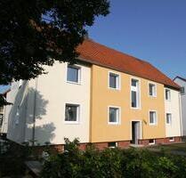 2 Zimmer Wohnung mit Loggia im 1. Obergeschoss - Stadthagen