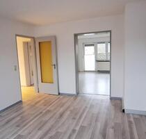 Freundliche helle 4 Zimmer Wohnung zu vermieten - Nähe Volkspark - Kaiserslautern Engelshof