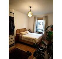 Zentrumsnahe großzügige 3-Zimmer Altbauwohnung mit Balkon - Bremerhaven