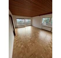 4 Zimmer Wohnung in Roßdorf - 1.350,00 EUR Kaltmiete, ca.  112,70 m² in Roßdorf (PLZ: 64380)