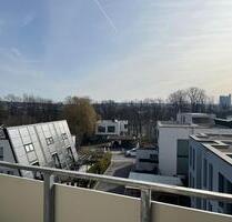 Wunderschöne 4- Zimmer Maisonettewohnung mit moderner Ausstattung, EBK, 2 Bädern, Balkon und Dachterrasse in Toplage! - Chemnitz Altendorf