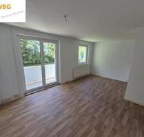 Vermietung: helle Erdgeschosswohnung, 3-Zimmer mit Balkon - Meerane