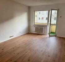 2,5 Zimmer • frisch renoviert • Balkon • ruhig und grün in Berlin