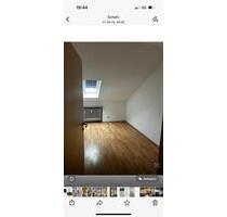 3 Zimmer Dachgeschoss Wohnung ohne balkon in hallstadt - Breitengüßbach