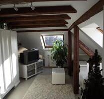 Bad Nauheim, 2 Zimmer Wohnung, Dachgeschoss - Friedberg (Hessen)