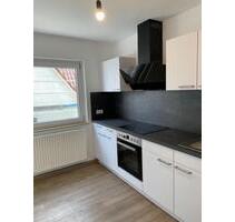 Modernisierte 3-Zimmer Wohnung mit Einbauküche, Terrasse und Stellplatz - Rosenfeld
