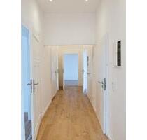 FRISCH SANIERTE 6 ZIMMER WOHNUNG - Crimmitschau