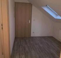 2,5 Zimmer DG Wohnung - 750,00 EUR Kaltmiete, in Rheinmünster (PLZ: 77836)