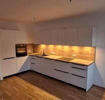 Neubau 3 Zimmer inkl. EBK - 1.160,00 EUR Kaltmiete, in Plattling (PLZ: 94447)
