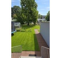 45 Zimmer Wohnung mit großen Garten, Kamin und Parkplatz - Bielefeld Heepen