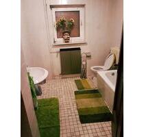 Wohnung 5 Zimmer 2 bad - 900,00 EUR Kaltmiete, ca.  120,00 m² in Hungen (PLZ: 35410)