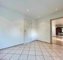 Drei Zimmer Wohnung - Hoxfeld - 1.000,00&nbsp;EUR Kaltmiete, ca.&nbsp; 114,00&nbsp;m&sup2; in Borken (PLZ: 46325)