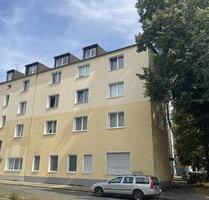 2-Zimmer Dachgeschoss-Wohnung mit Einbauküche in Essen-Fronhausen