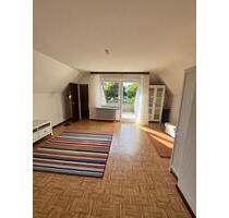 1 Zimmer Wohnung, Balkon im schönen Märchenviertel HH-Schnelsen - Hamburg