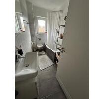 3 Zimmer mit Balkon & Badewanne & EBK - Kassel