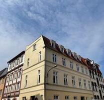 3 Zimmer im DG | 77 m² Wfl. | WG-Option | Fachwerk-Design | Dusche & Wanne - Wismar Altstadt