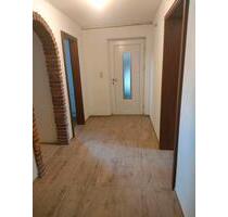 2,5 Zimmer Souterrain Wohnung - 810,00 EUR Kaltmiete, ca.  90,00 m² in Ilsede (PLZ: 31241)