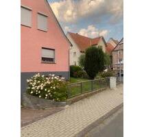 Schöne kleine 1-2 Zimmer Wohnung mit Garten und Garage - Grebenstein