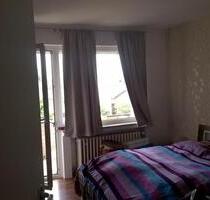 Gepflegte 3 Zimmer Wohnung mit Balkon PKW Stellplatz in bevorzugter Wohnlage von Bad Pyrmont