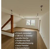 Frisch renovierte 5-Zimmer Wohnung in BurghaunSteinbach