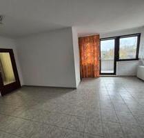 Modernisierte 43 m²-Stadtwohnung mit Balkon - Krefeld Dießem