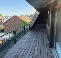 Top moderne 2 Zimmer Dachgeschosswohnung mit großer Loggia - Krefeld Gartenstadt
