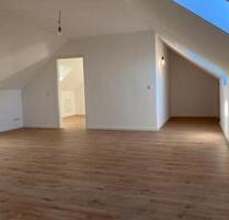 provisionsfrei: neu renovierte 2-Zimmer Wohnung in Neufinsing