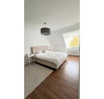 Helle 2 Zimmer Dachgeschosswohnung im schönen Duisburg Rahm