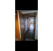 3 Zimmer Dachgeschoss Wohnung im 3 Familienhaus.شقة للإيجار - Bückeburg