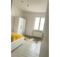 Zimmer zur Zwischenmiete in einer 2-WG - Berlin Spandau