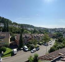 Erstbezug nach Kernsanierung! 3-Zimmer DG-Wohnung mit EBK & Garten - Stuttgart Stuttgart-Ost