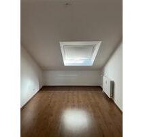 3,5 Zimmer Dachgeschosswohnung - 600,00 EUR Kaltmiete, in Gladbeck (PLZ: 45966) Alt-Rentfort