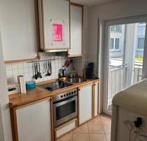 Wohnung - Zwischenmiete: 1,5 Zimmer Wohnung, Balkon (10.07-30.09) - Marburg