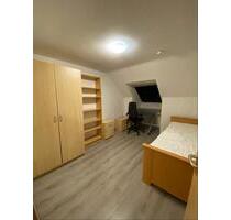 WG Zimmer in Cadolzburg frei - 260,00 EUR Kaltmiete, in Cadolzburg (PLZ: 90556)