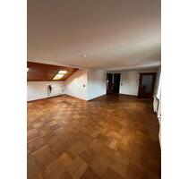 4 Zimmer Wohnung im Fachwerkhaus im Herzen von Kaufungen - Kassel Südstadt