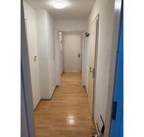 2 Zimmer Dachgeschoss Wohnung (Renoviert) in Lehrte