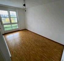 Biete WG Zimmer in Kreuzlingen - 600,00 EUR Kaltmiete, in Konstanz (PLZ: 78465) Dettingen-Wallhausen