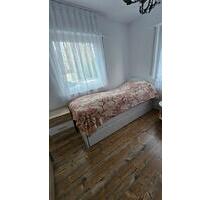 WG Zimmer vollmöbiliert hochwertig all inclusive in Fellbach